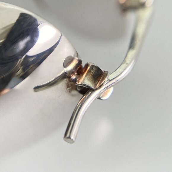 BOTTEGA VENETA suck triangle Leather Earring - Picture 5 of 11